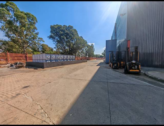 1,249M² WAREHOUSE TO LET IN CITY DEEP